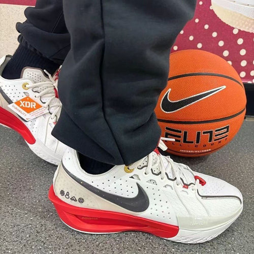 耐克Nike蛇年G.T.CUT.3代 CNY 蛇年限定新款耐磨篮球鞋HV5977-102