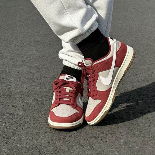 正品耐克Nike Dunk舒适百搭透气休闲复古 红色低帮板鞋IB6399-004