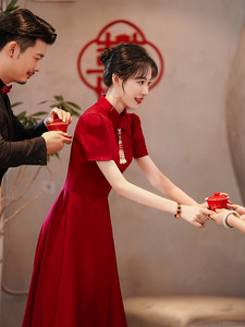 旗袍敬酒服女新娘夏季订婚连衣裙结婚礼服小个子红色中式回门便装