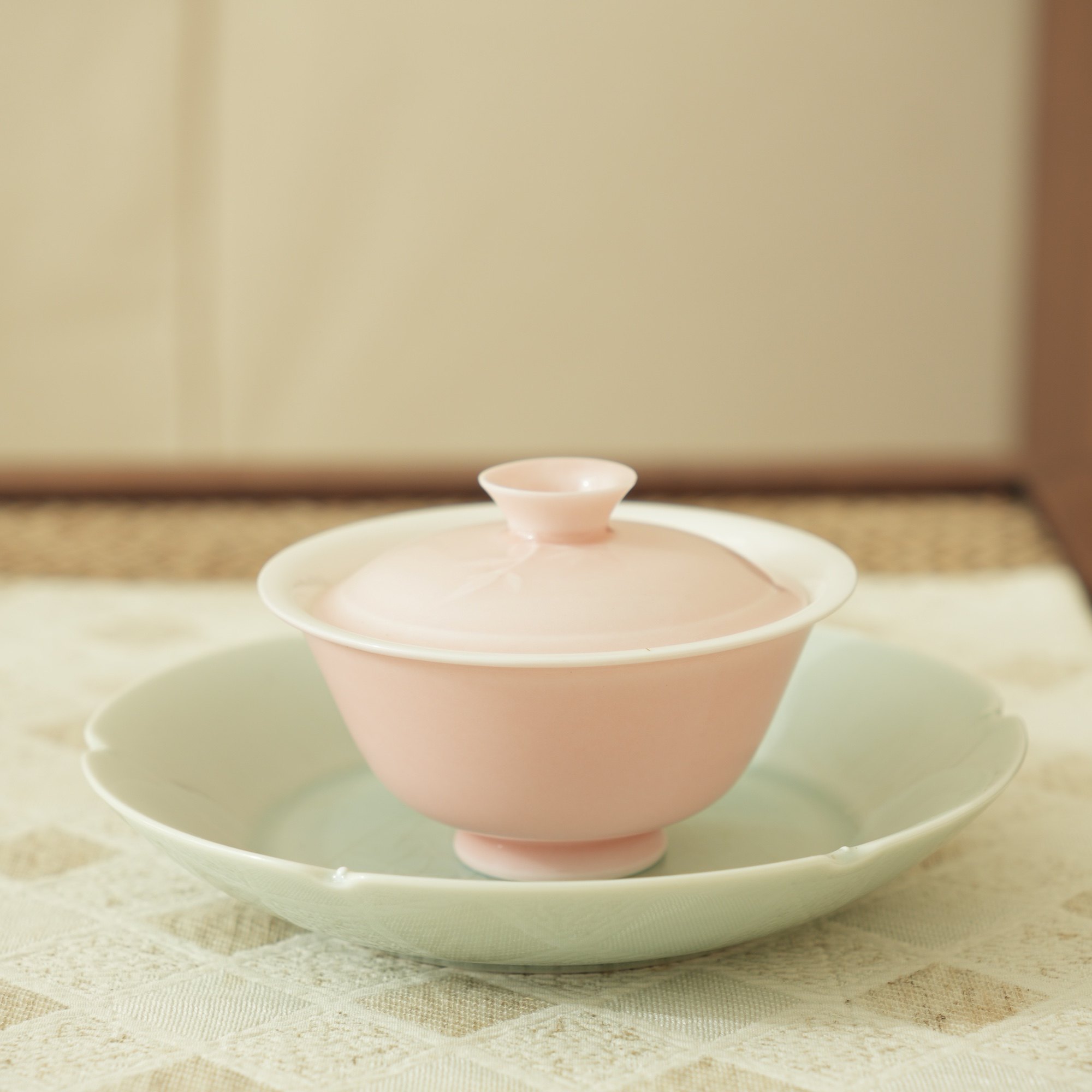 『新』清山茶事｜甜妹粉盖碗半手工薄胎超趁手100ml,餐饮具,盖碗,淘宝优惠券,粉丝福利购,淘宝优惠卷