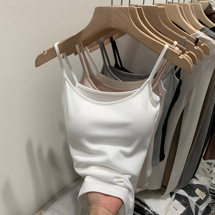 白色奶呼呼带胸垫打底无袖吊带女2025夏季内搭修身美背小吊带上衣