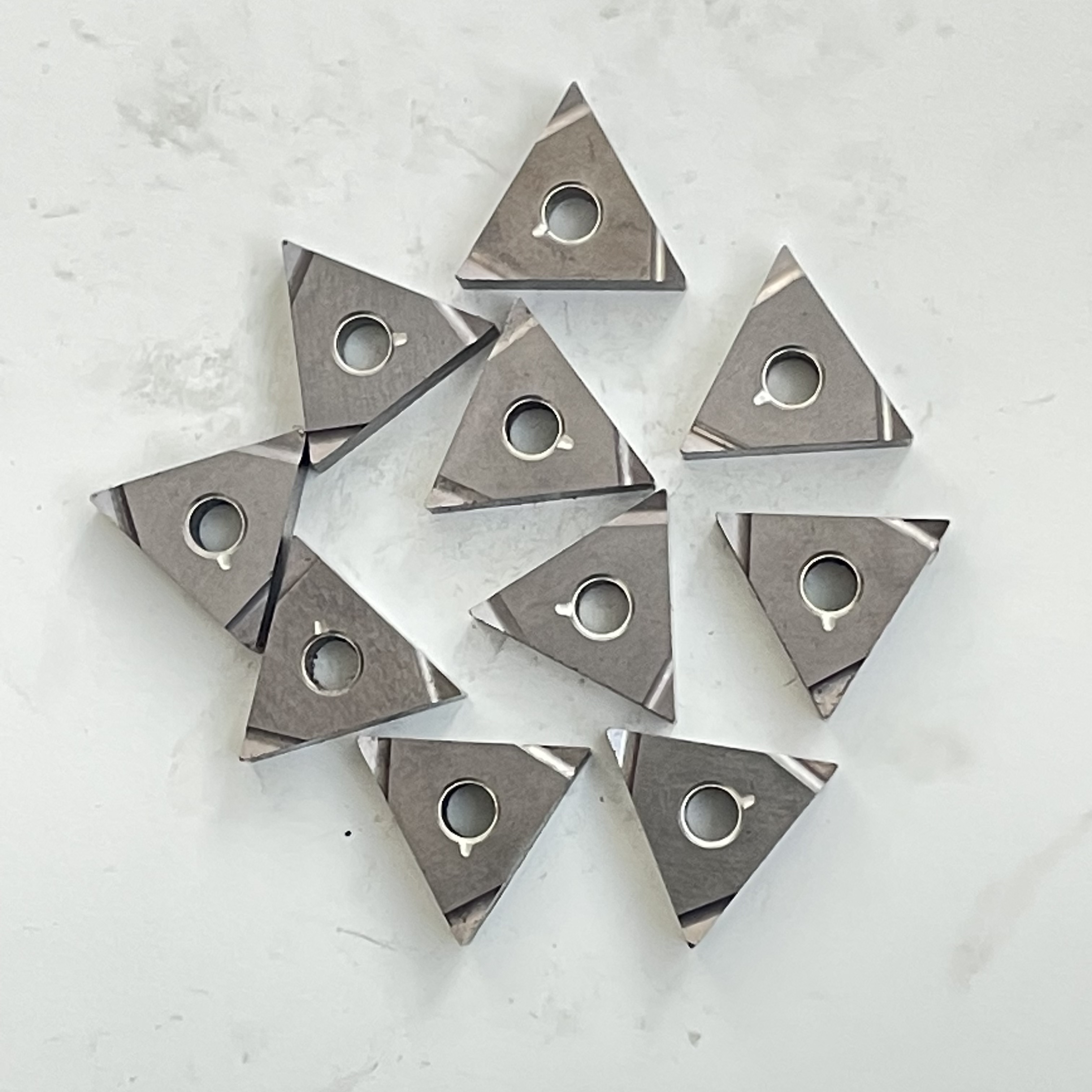 二手三菱进口数控刀片 TNGG160404/TMGG160402 R-F NX2525陶瓷