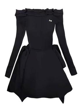 现货C位小黑裙法式一字肩连衣裙生日小礼裙收腰黑色高级感气质裙