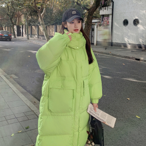 独特超好看果绿色羽绒服女冬季2025新款高级感过膝中长款保暖外套图片