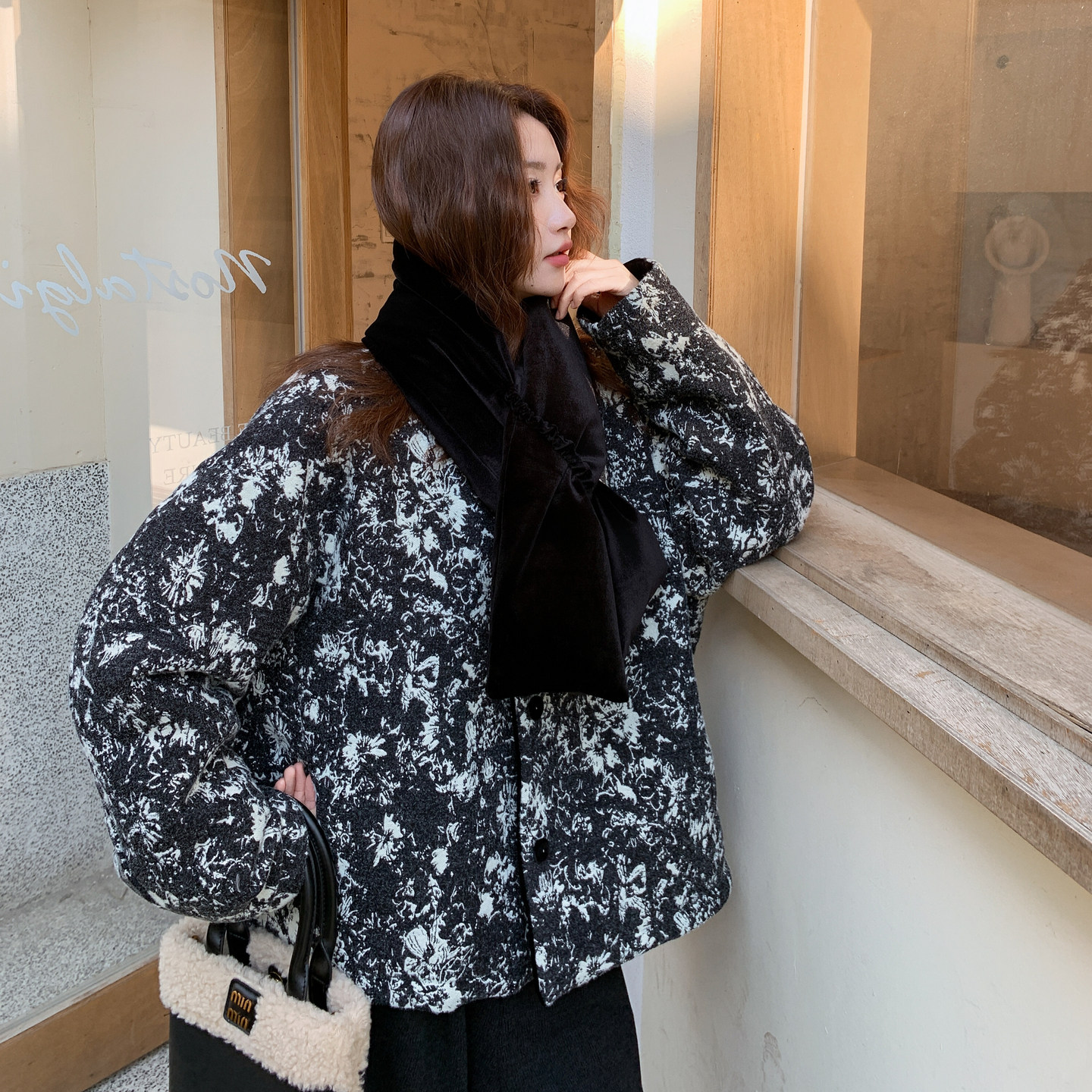 B263-HC05-P365-K52850鹅出货中,女装羽绒服,Yologo