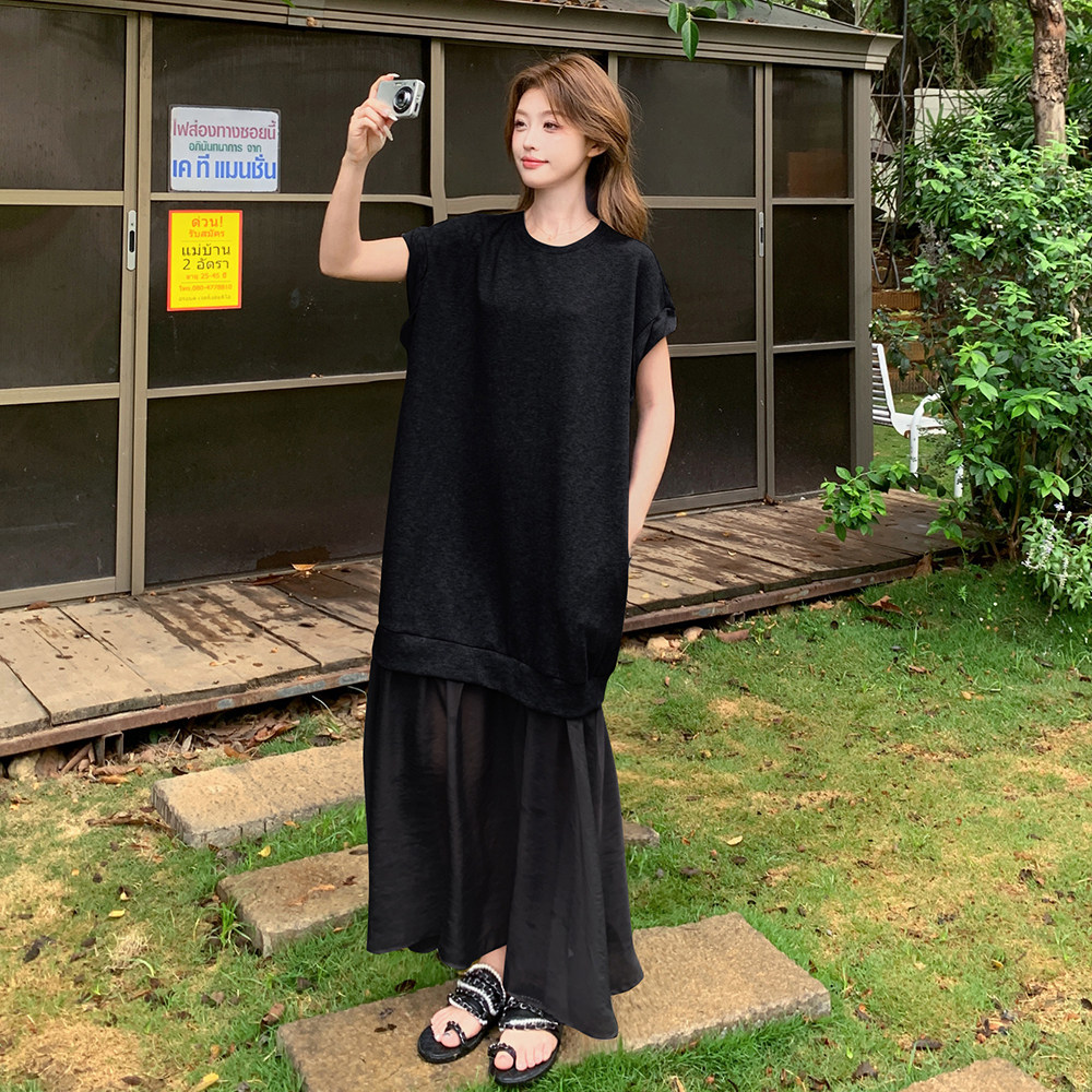 独特漂亮黑色无袖卫衣连衣裙女夏慵懒松弛感鱼尾背心长裙假两件套,女装连衣裙,Yologo