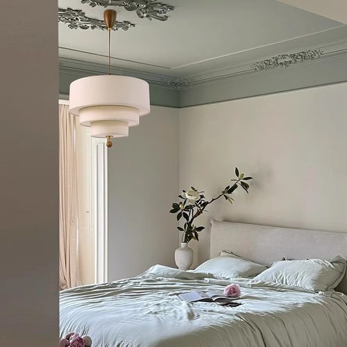 法式中古奶油风卧室灯吊灯复古客厅餐厅灯简约极简温馨房间主灯