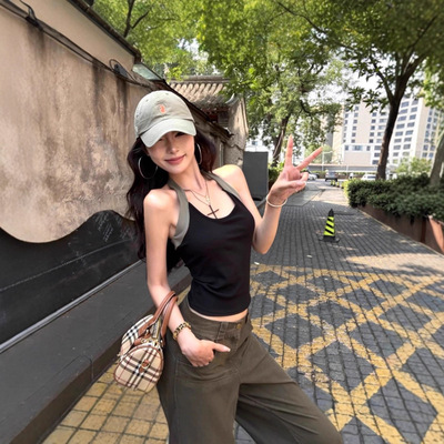 梦优莱韩系辣妹风撞色U领挂脖拼接背心吊带女夏新款修身显瘦上衣