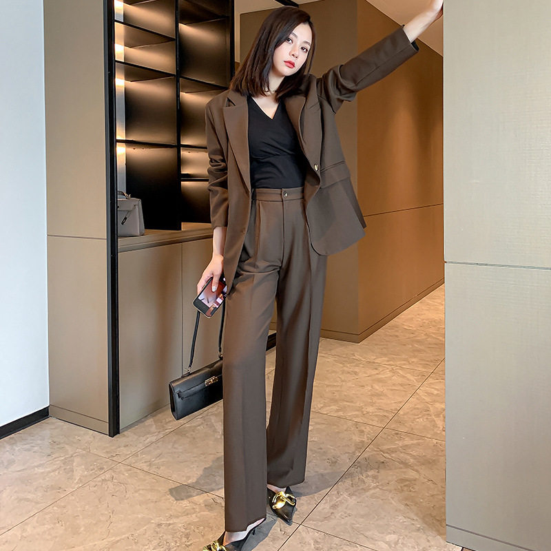 200斤大码女装时尚西装套装女胖mm2024春季新款休闲两件套2227