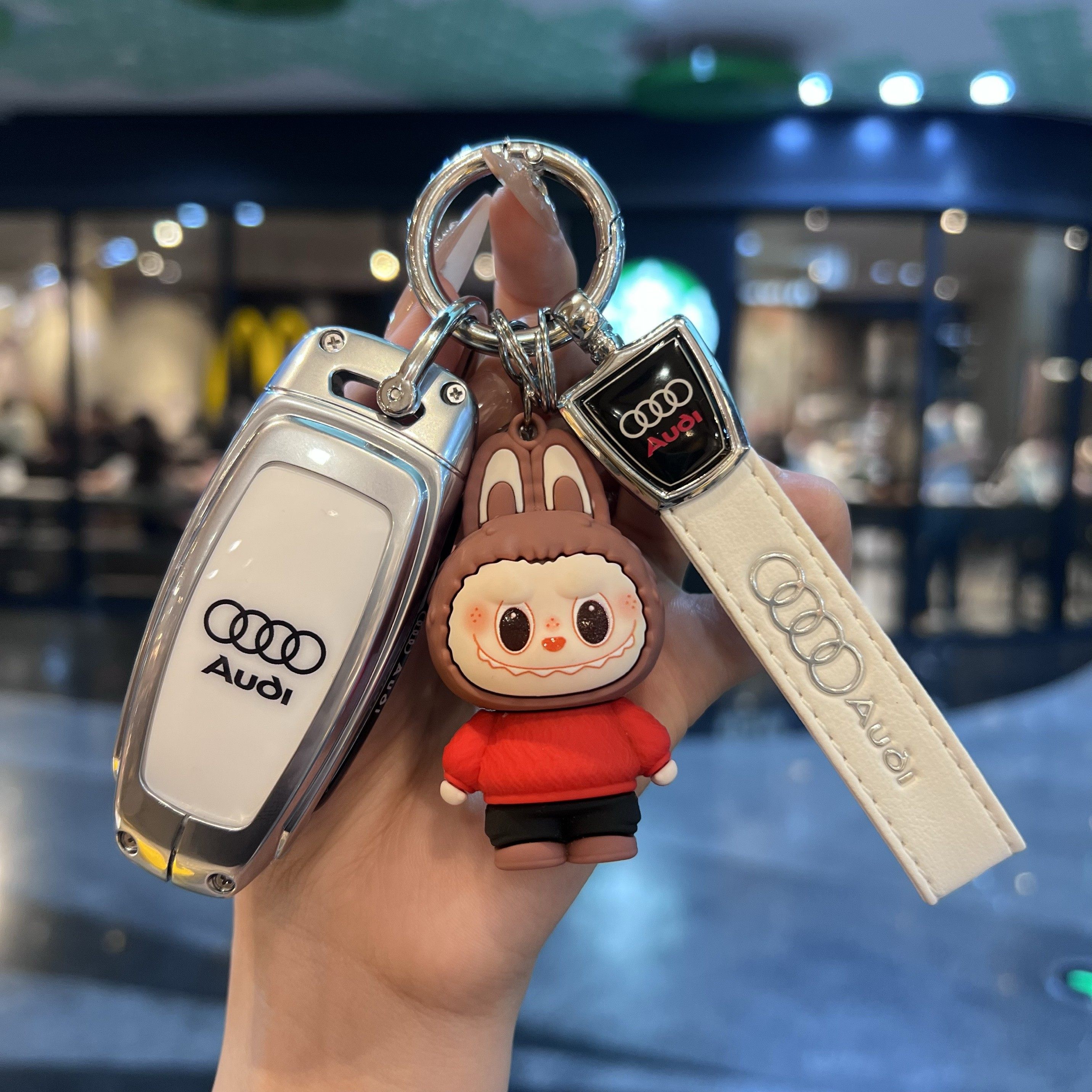 适用奥迪A6L钥匙套A7LA8LQ7Q8新款A3L男Q4etron车Q5etron扣包壳女