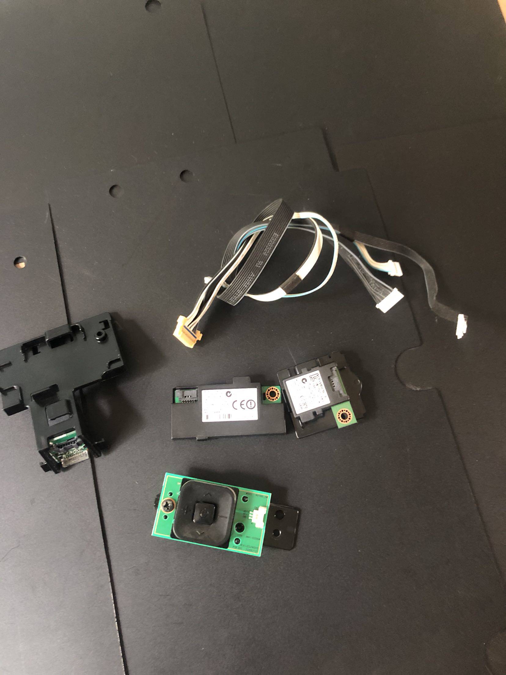 三星UA50HU7000J 按键BN41-02200A遥控接收板BN41-02201A无线模块 - 实物图