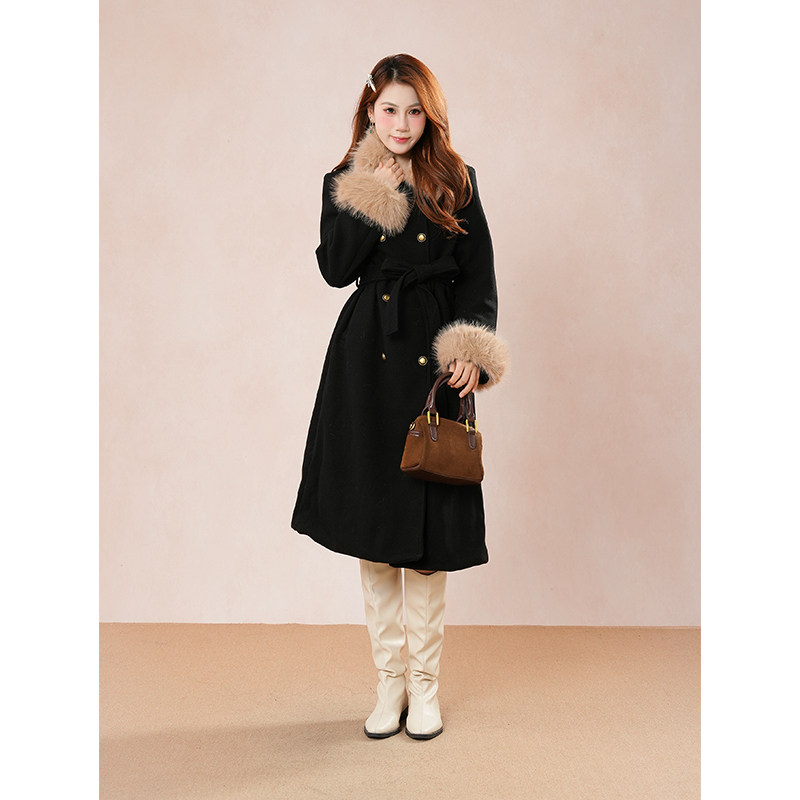 【财阀夫人】黑色赫本风中长款大衣女冬季新款高级感收腰显瘦外套