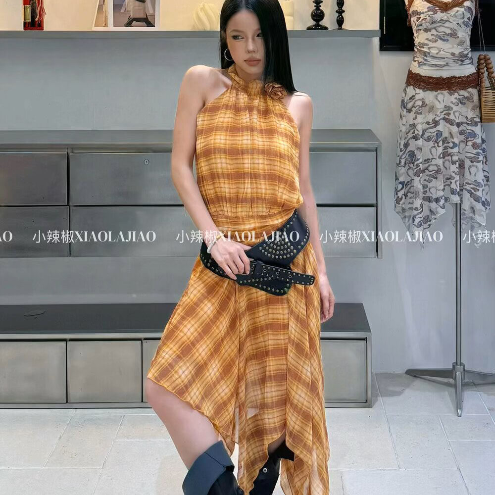 小辣椒2026夏季新款女优雅气质下摆不规则修身显瘦中长款连衣裙潮