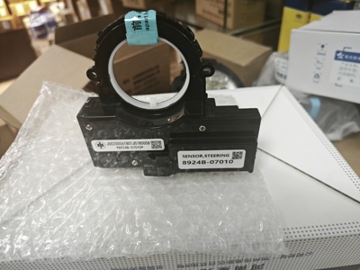 89245-07010适用于丰田凯美瑞亚洲龙转向角度传感器