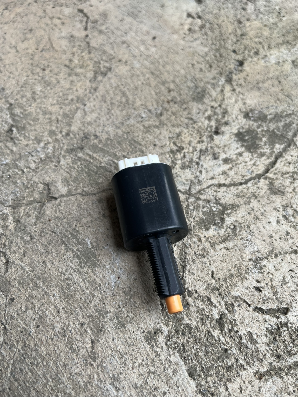 84340-09340适用丰田RAV4荣放卡罗拉刹车灯开关