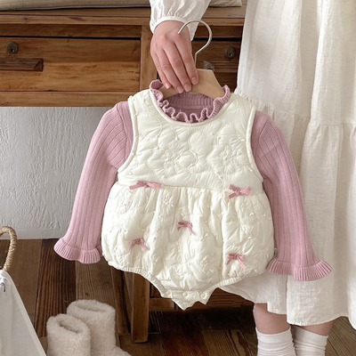 冬款女宝宝蝴蝶结背心哈衣
