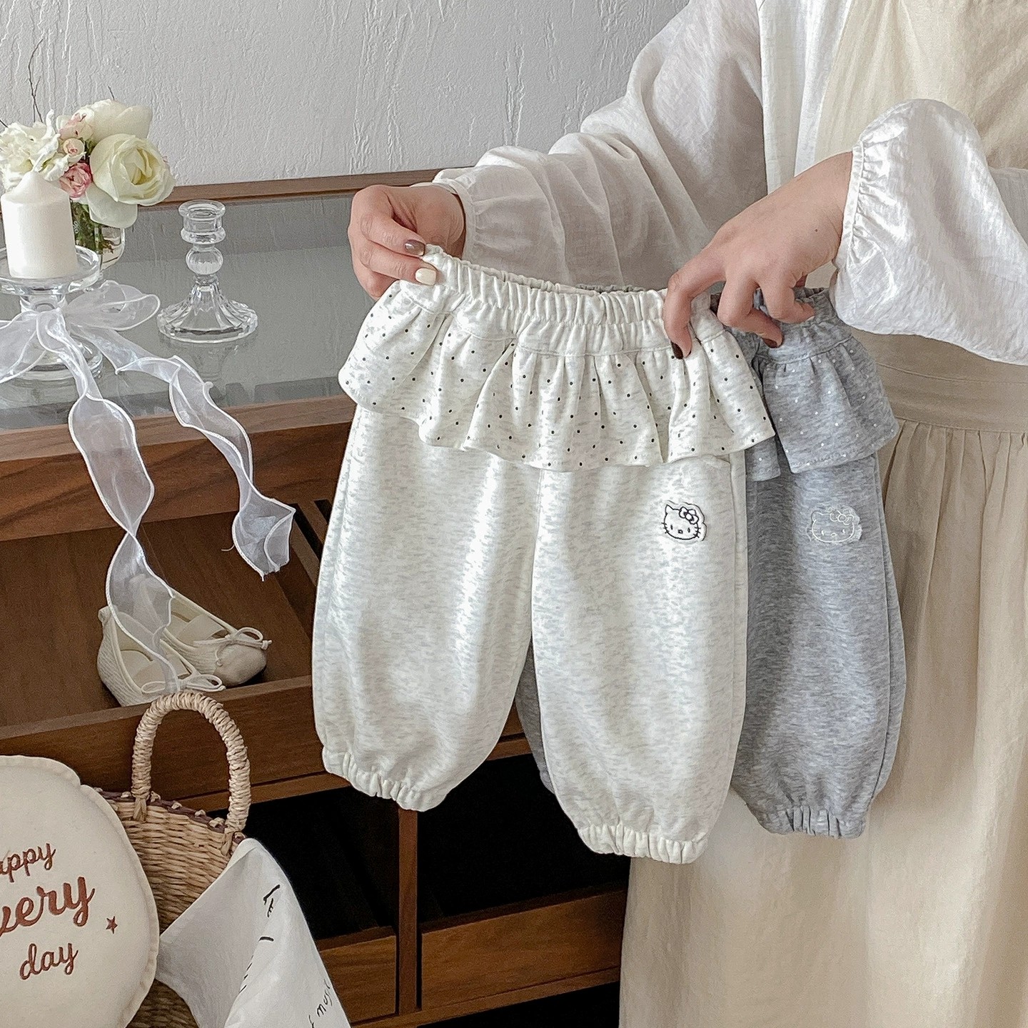 春秋新款女宝韩版卡通休闲裤婴儿裤子女宝宝洋气百搭波点卫裤外出,童装/婴儿装/亲子装,裤子,淘宝优惠券,粉丝福利购,淘宝优惠卷