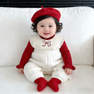 婴儿衣服冬装年装外出女宝宝拜年服周岁年服背带连体衣套装爬服
