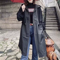 Áo khoác nữ châu Âu 2019 xuân hè mới áo dài nữ màu đen trùm đầu áo khoác dài tay áo khoác gió - Trench Coat áo gió nữ đẹp