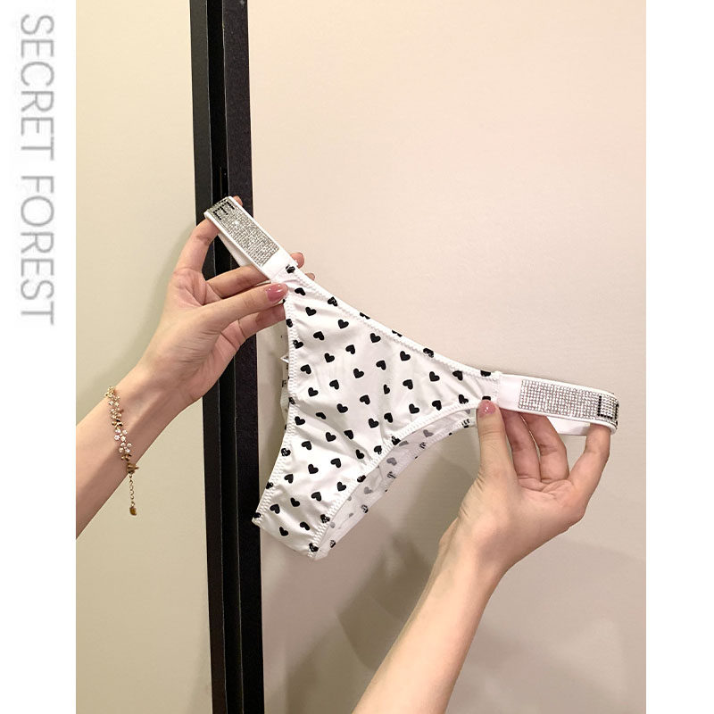 璀璨星河性感无痕带钻内裤无痕低腰纯棉裆三角裤女2024新款