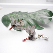 国潮系列中国风仙鹤胸针好运白鹤个性 珐琅金属徽章情侣领针