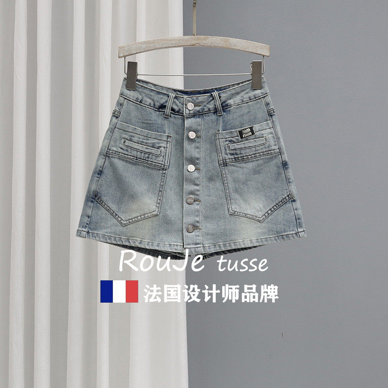 法国Rouje tusse夏季单排扣子牛仔裤裙女口袋浅色a字高腰显瘦短裙