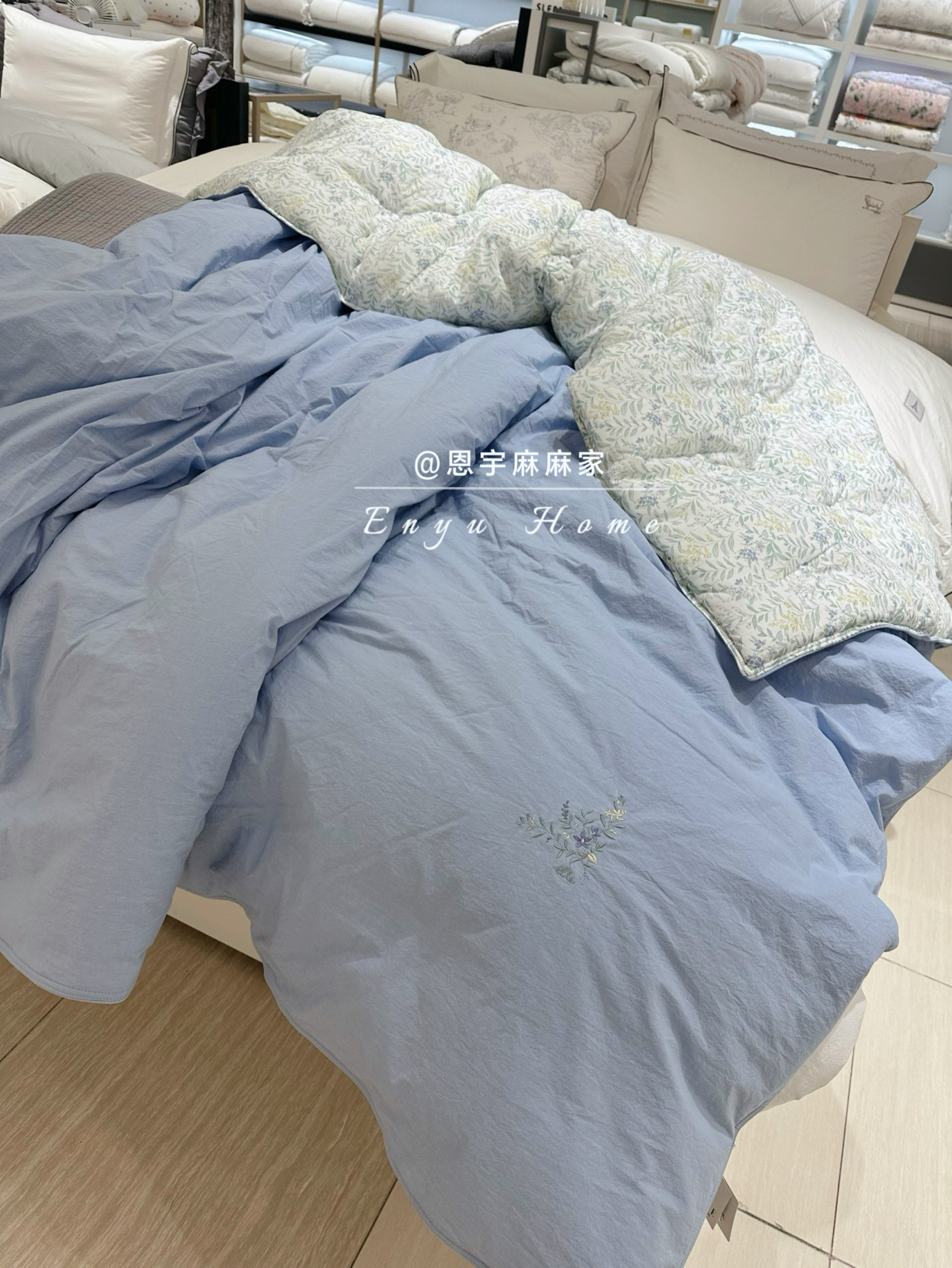 韩国床品代购Ella清新蓝精致刺绣款纯棉一体被 双面可用可机洗