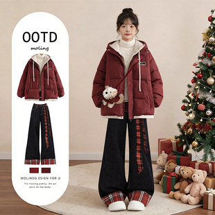 入冬衣服圣诞穿搭冬季一整套女2025新款假两件红棉服牛仔裤两件套