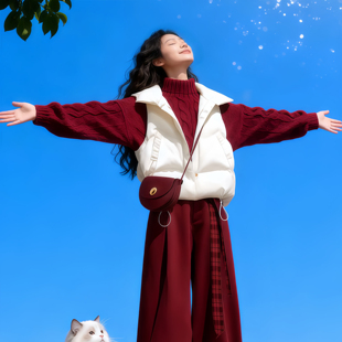 韩式慵懒chic套装女秋冬新款独特超好看棉服马甲红色针织衫阔腿裤