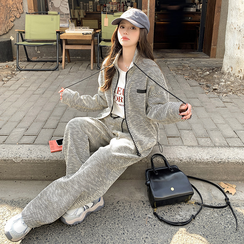 韩版盐系条纹运动套装女2025春秋新款显瘦卫衣外套直筒裤两件套装图片