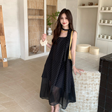 2025夏季时尚新款法式复古气质显瘦网纱拼接无袖波点方领连衣裙女，商品下架区，依依服饰