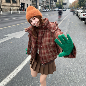 【现货】英伦风格子撞色连帽羽绒服 M226-P305控438，女装羽绒服，依依服饰