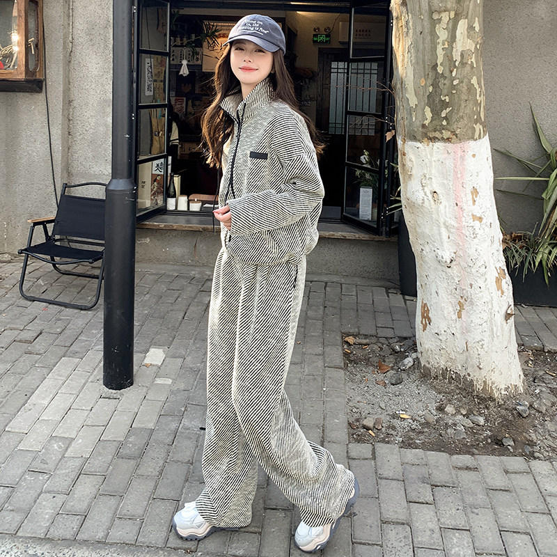韩版盐系条纹运动套装女2025春秋新款显瘦卫衣外套直筒裤两件套装,女装套装/套裙,依依服饰