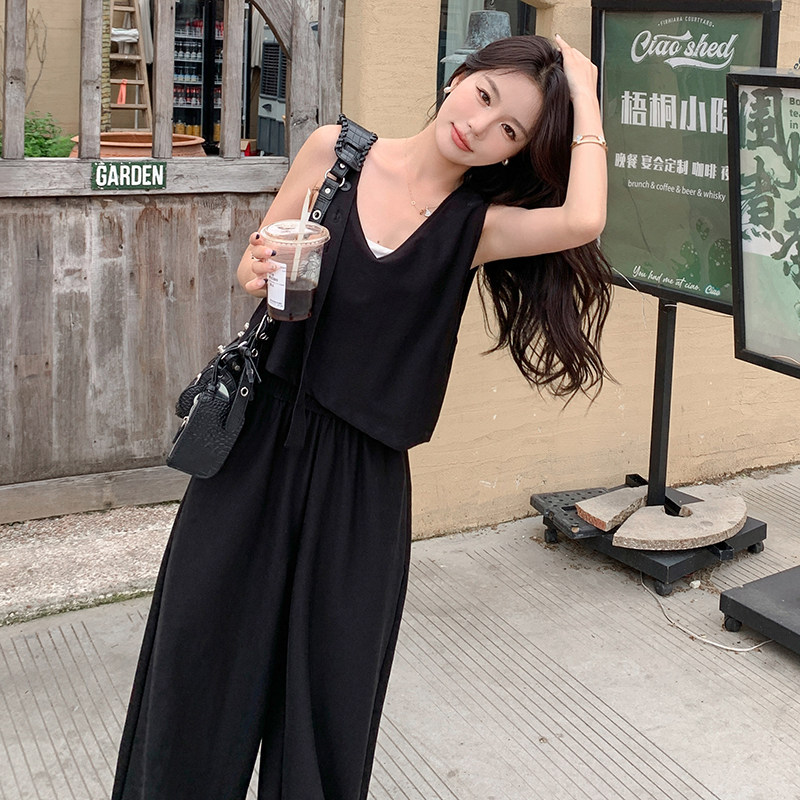设计感黑色收腰显瘦气质连体裤女夏季2025新款薄款背心连衣裤长款,女装连体裤,依依服饰