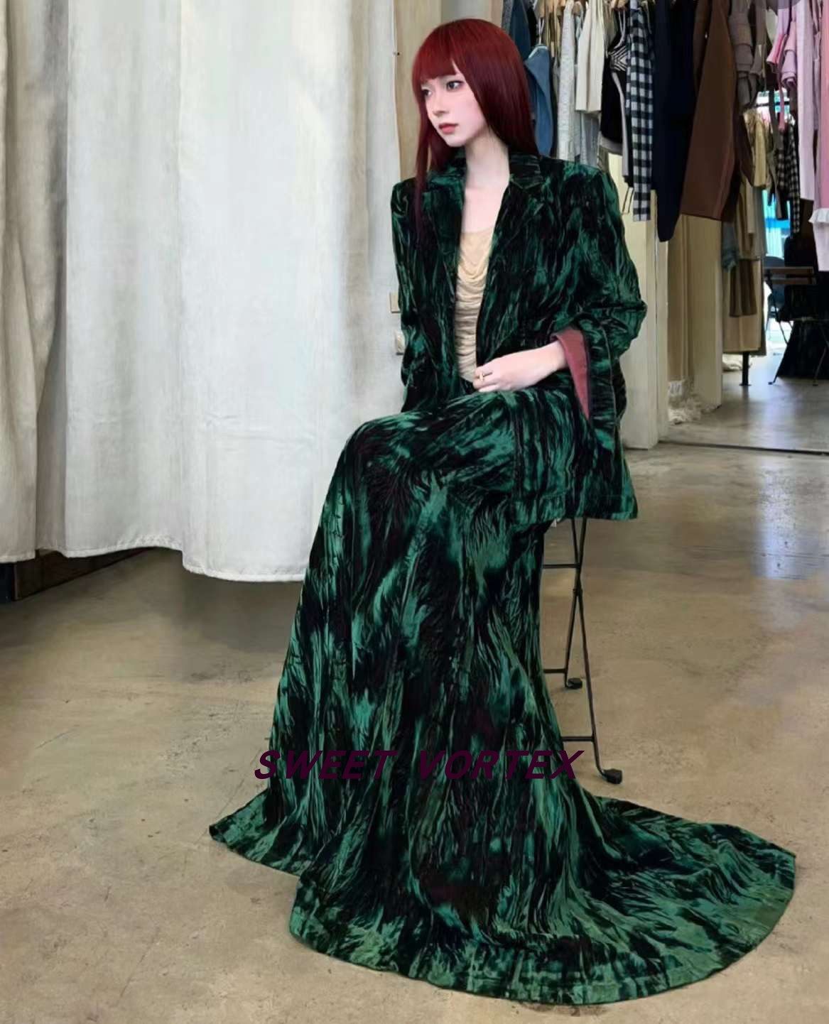 Deplumer黑绿色丝绒西装套装