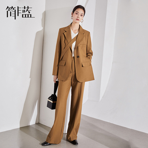 简非蓝休闲西装套装女时尚高级咖色气质两件套斜装饰带上衣+长裤