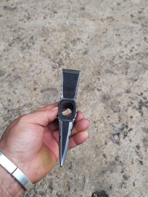 手工锻打小洋镐迷你镐两用镐纯钢淬火锻打小洋镐镐斧尖扁羊镐挖桩