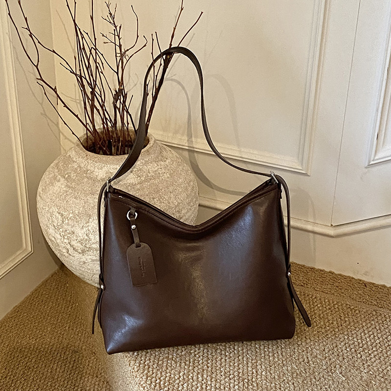 大容量包包女式2025新款小众美拉德复古通勤托特包超火单肩斜挎包,箱包皮具/热销女包/男包,通用款女包,淘宝优惠券,粉丝福利购,淘宝优惠卷