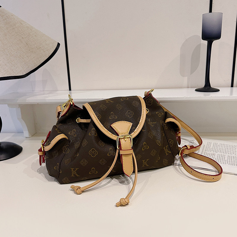 今年流行爆款包包女式2025新款超火老花通勤水桶包百搭单肩斜挎包,箱包皮具/热销女包/男包,通用款女包,淘宝优惠券,粉丝福利购,淘宝优惠卷