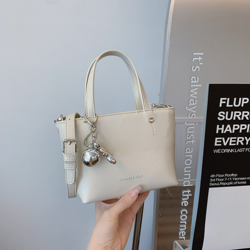 LAOYJA高级感小众菜篮子包