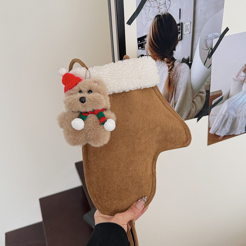 超火小包包女式2025新款小众麂皮绒可爱羊羔毛手套小包单肩斜挎包,箱包皮具/热销女包/男包,通用款女包,淘宝优惠券,粉丝福利购,淘宝优惠卷