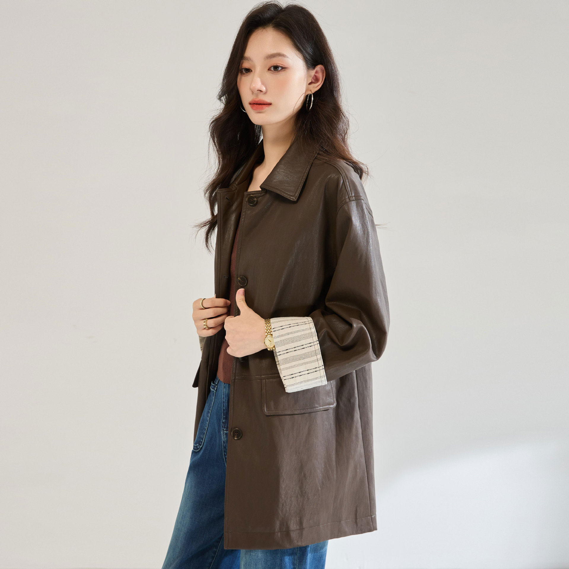 26春装酷飒风条纹拼接皮衣外套复古翻领休闲百搭pu夹克上衣