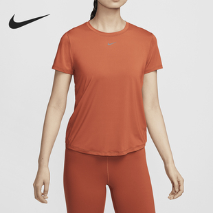 Dri FIT女士经典 款 Nike T恤FN2799 新款 休闲透气短袖 825 耐克正品