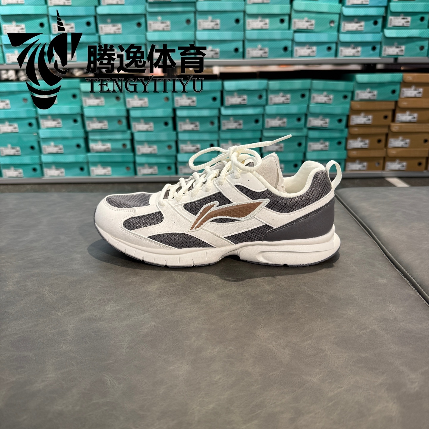 中国李宁2025春秋季新款跑步鞋