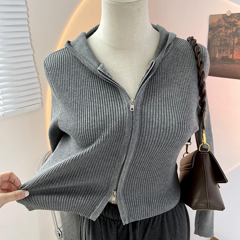 连帽针织衫打底开衫女秋季短款内搭上衣秋冬修身拉链带帽毛衣外套