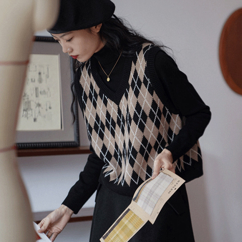 菱格毛衣马甲女背心2025秋冬新款坎肩内搭打底衫秋季外穿针织马夹