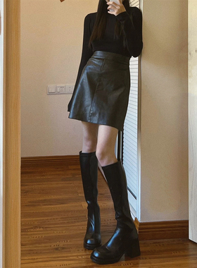 大码微胖PU皮裙a字半身裙女春秋新款黑色遮胯短裙高腰显瘦包臀裙