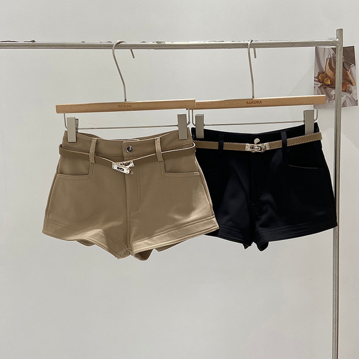 微胖mm复古休闲辣妹低腰热裤女冬季新款韩版小个子阔腿短裤配腰带