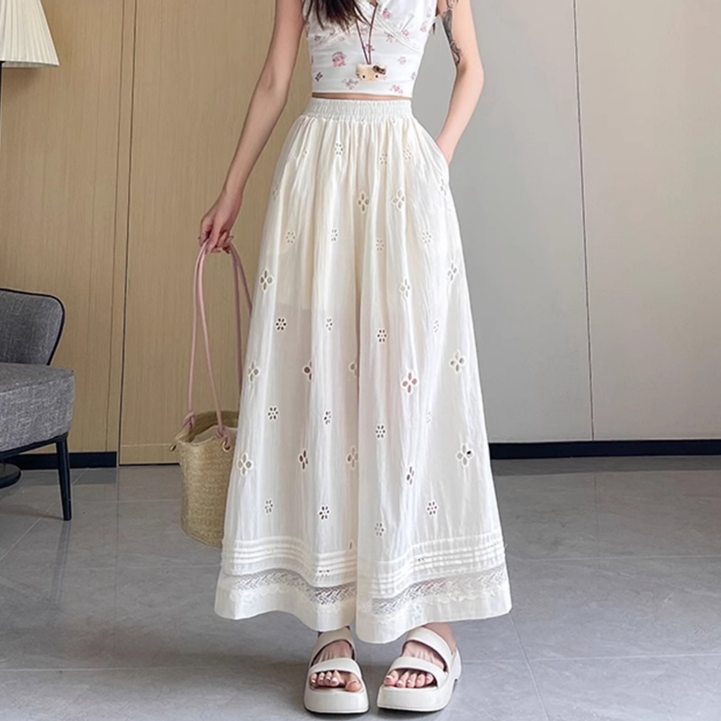 蕾丝拼接镂空阔腿裤女秋季新款高腰显瘦休闲百搭松紧腰垂感九分裤