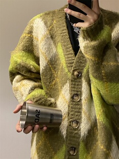 高街复古潮牌撞色毛衣男慵懒风秋冬款针织衫外套男女菱形格子毛衣